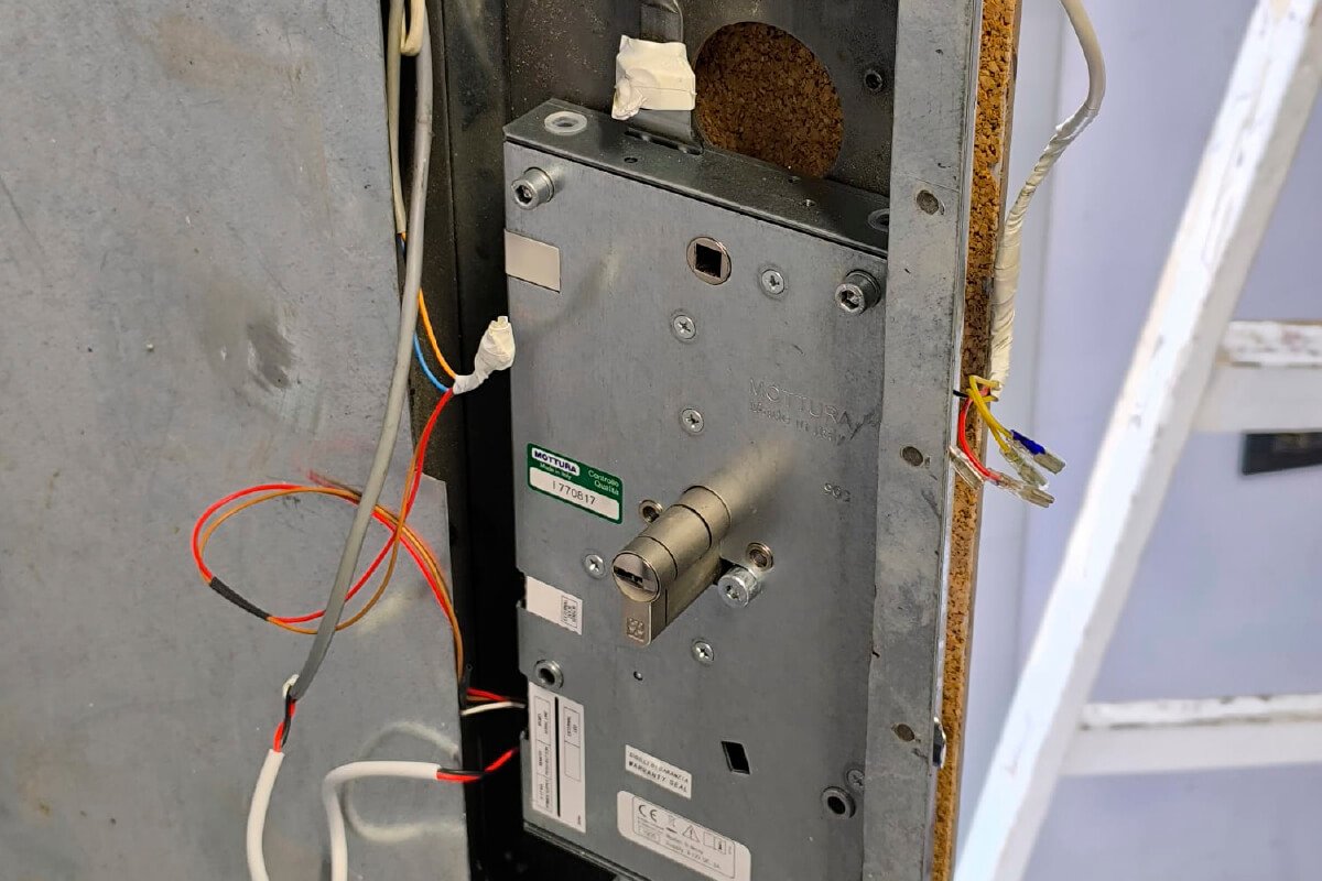 2.Ronin Tech_brave 23