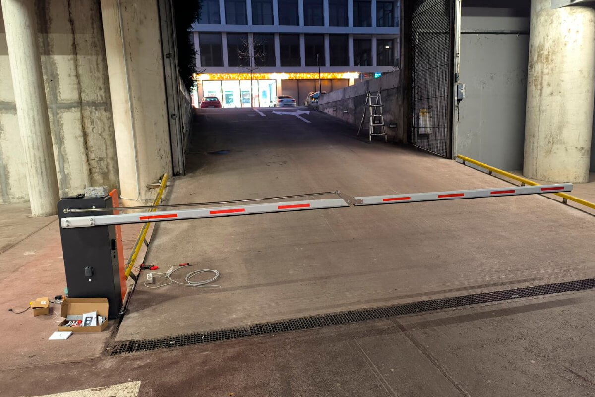 2.Ronin Tech_parking 35